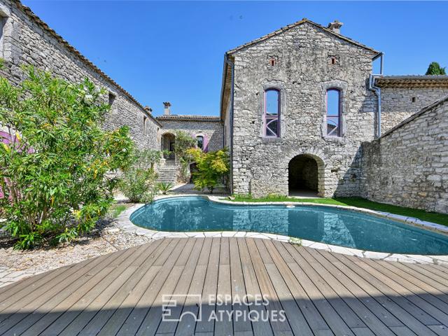 Maison 6 pièces 250 m²