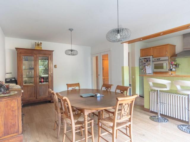 Maison 6 pièces 250 m²