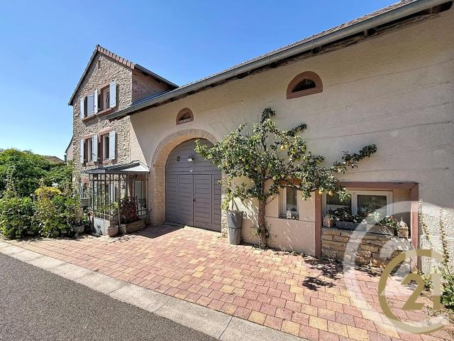 Maison 6 pièces 250 m²