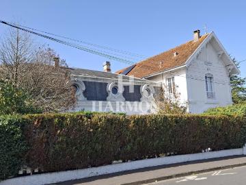 Maison 6 pièces 250 m²