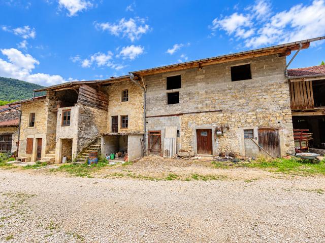 Maison 6 pièces 250 m²