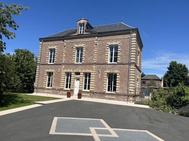 Maison 6 pièces 250 m²