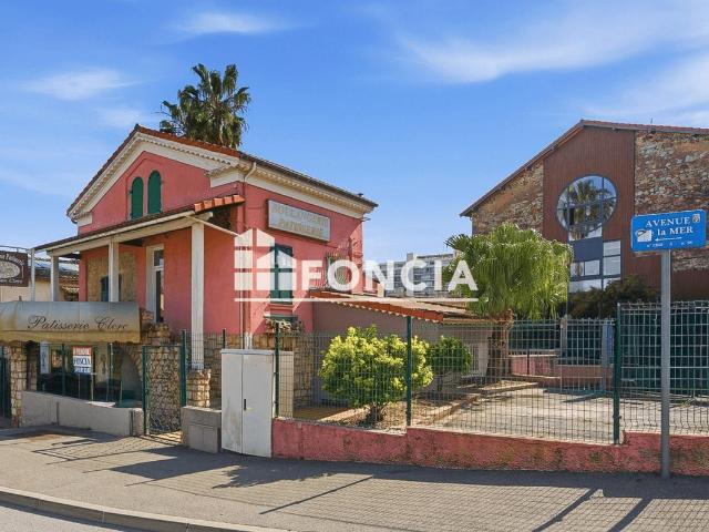 Maison 6 pièces 250 m²