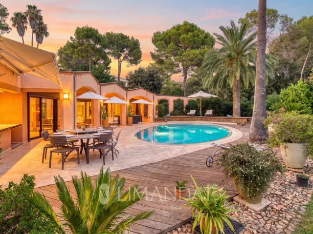 Maison 6 pièces 250 m²