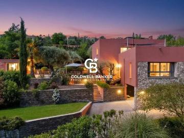 Maison 6 pièces 253 m²