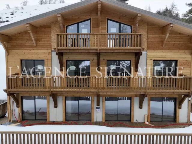 Maison 6 pièces 265 m²