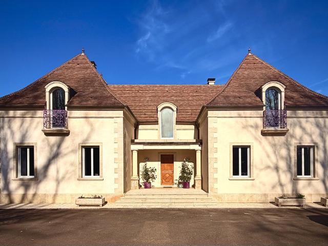 Maison 6 pièces 265 m²