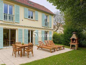Maison 6 pièces 267 m²