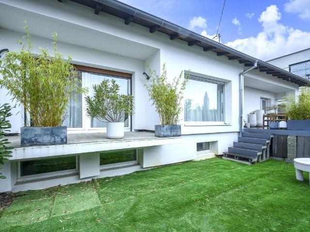 Maison 6 pièces 268 m²