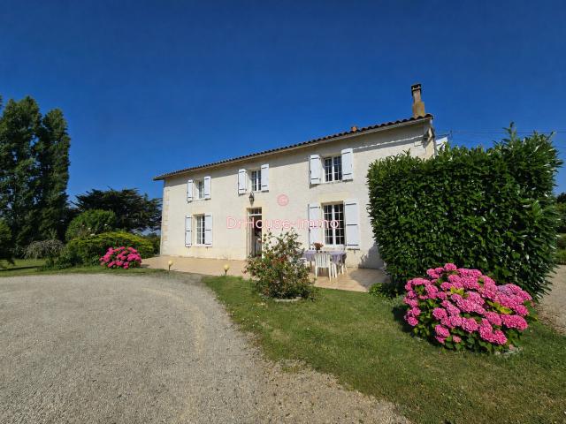 Maison 6 pièces 268 m²
