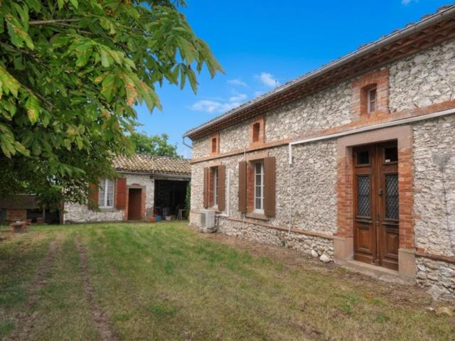 Maison 6 pièces 268 m²