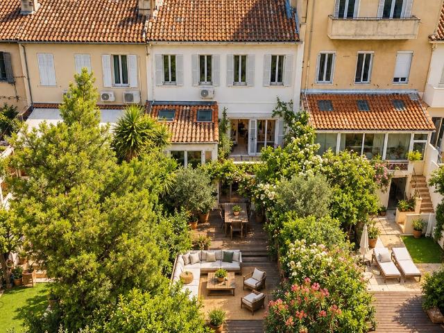 Maison 6 pièces 260 m²
