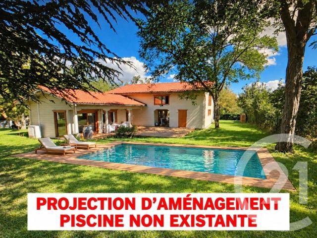 Maison 6 pièces 260 m²