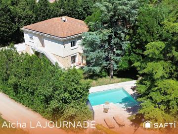 Maison 6 pièces 260 m²
