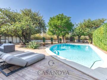 Maison 6 pièces 260 m²