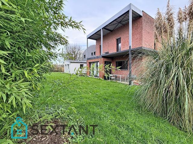 Maison 6 pièces 260 m²
