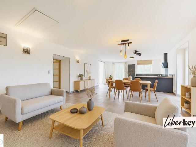 Maison 6 pièces 260 m²