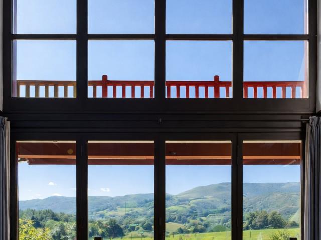 Maison 6 pièces 260 m²