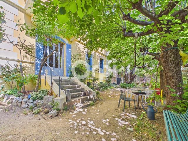 Maison 6 pièces 260 m²