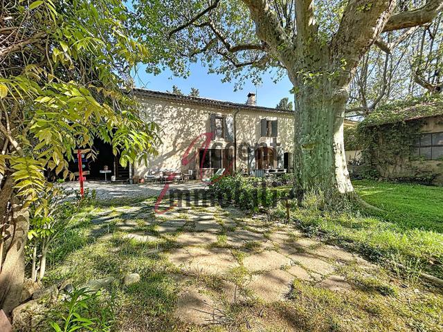 Maison 6 pièces 262 m²