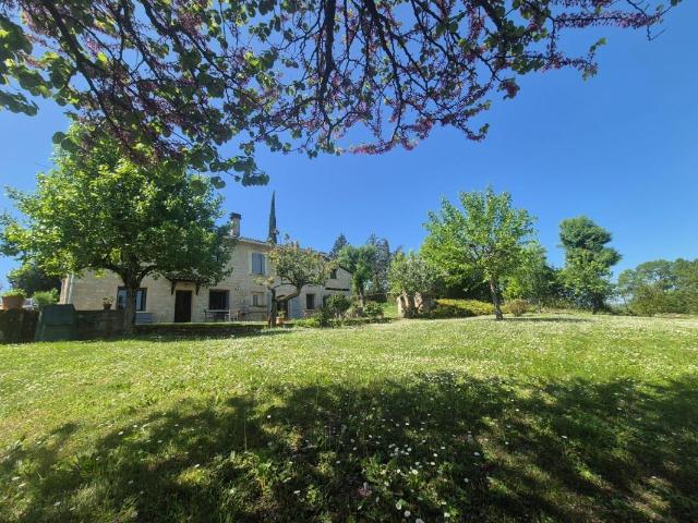 Maison 6 pièces 279 m²