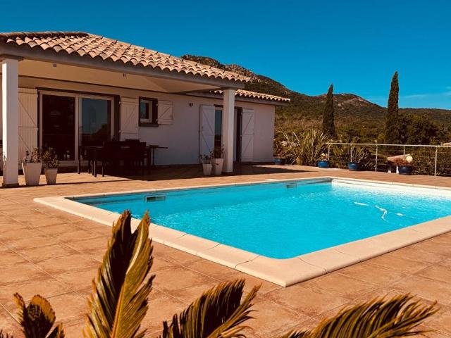 Maison 6 pièces 270 m²