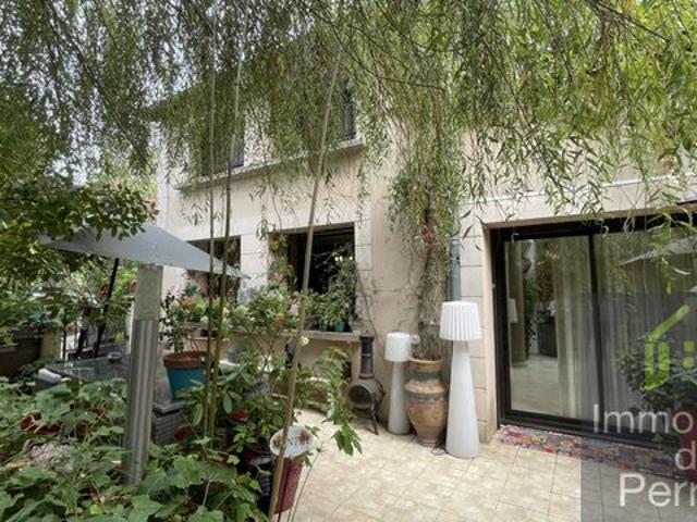 Maison 6 pièces 271 m²