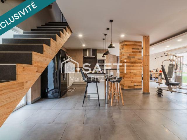 Maison 6 pièces 271 m²