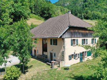 Maison 6 pièces 272 m²