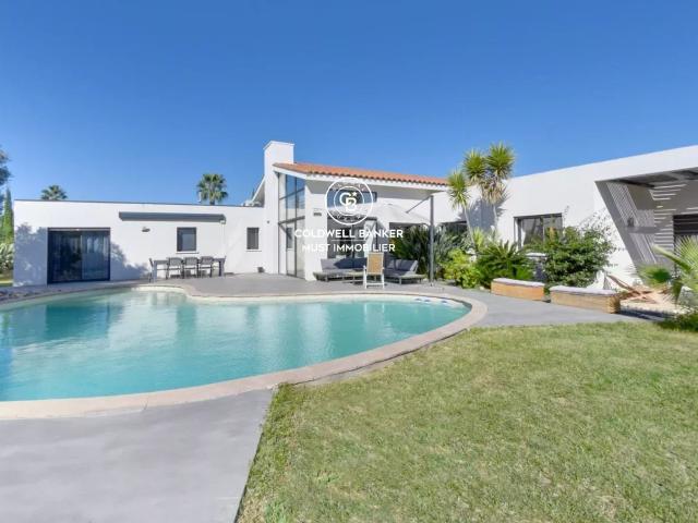 Maison 6 pièces 272 m²