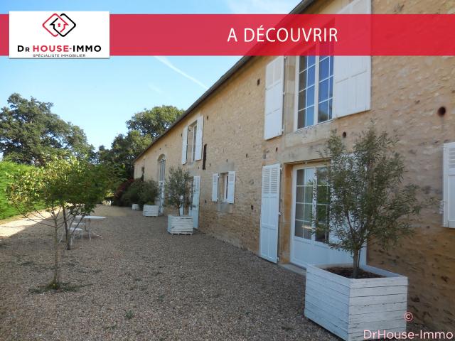 Maison 6 pièces 272 m²