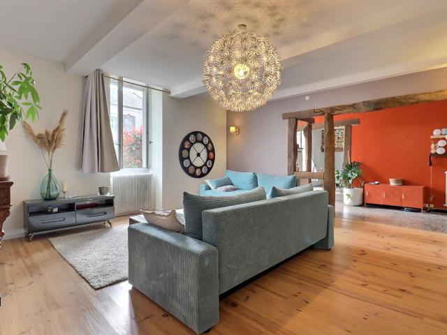 Maison 6 pièces 273 m²