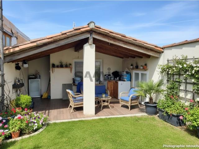 Maison 6 pièces 285 m²