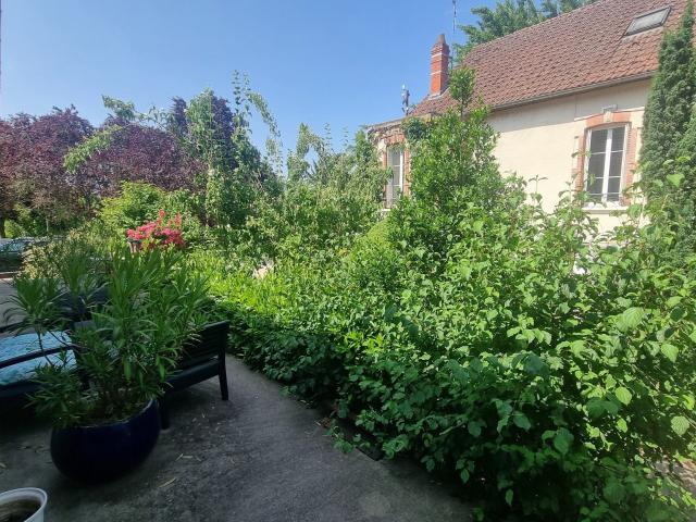 Maison 6 pièces 288 m²
