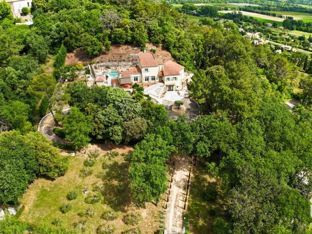 Maison 9 pièces 289 m²