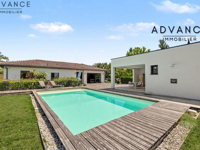 Maison 6 pièces 280 m²