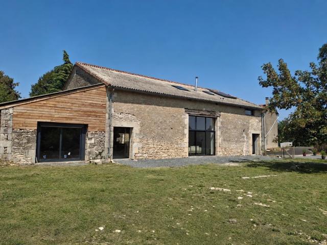 Maison 6 pièces 280 m²