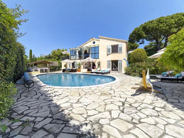 Maison 6 pièces 280 m²