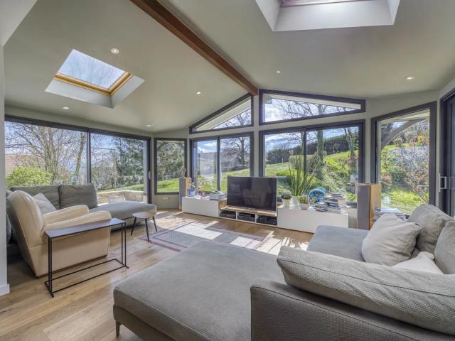 Maison 6 pièces 281 m²