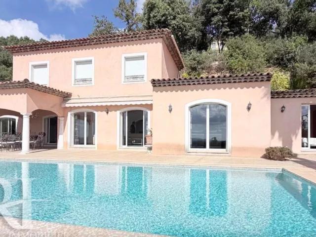 Maison 6 pièces 294 m²