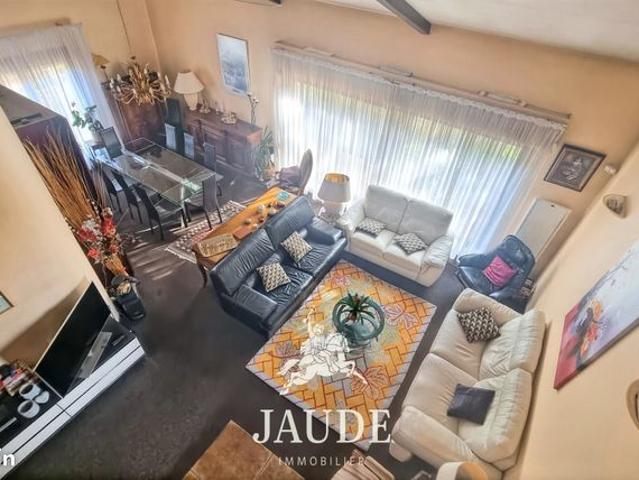 Maison 6 pièces 295 m²