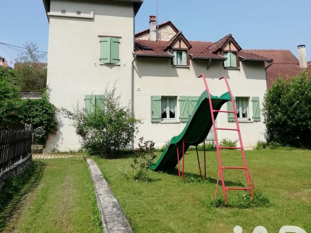 Maison 6 pièces 298 m²