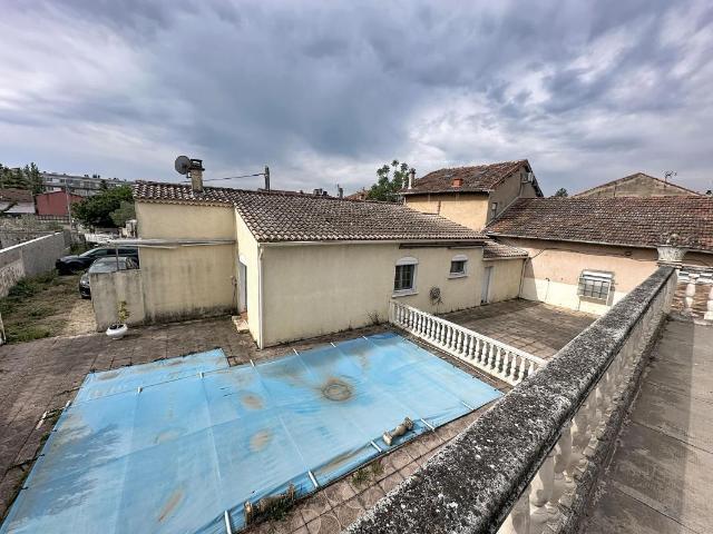 Maison 6 pièces 290 m²