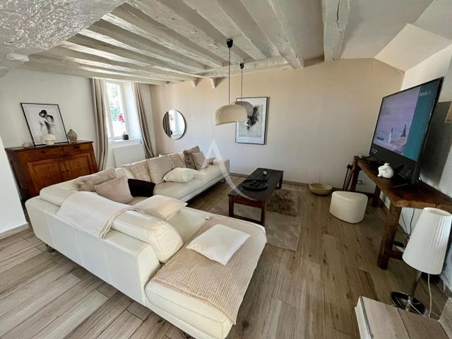 Maison 6 pièces 304 m²