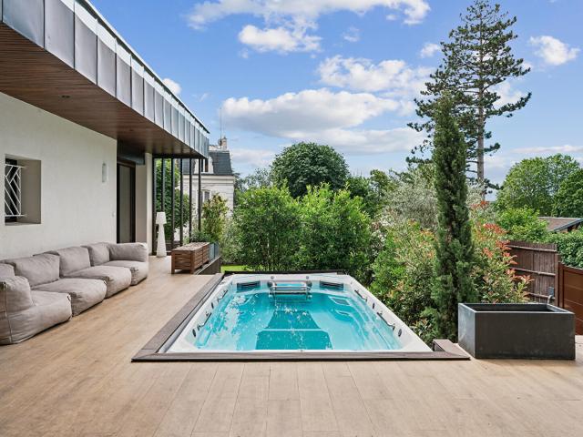 Maison 6 pièces 300 m²