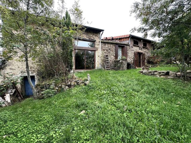 Maison 6 pièces 300 m²
