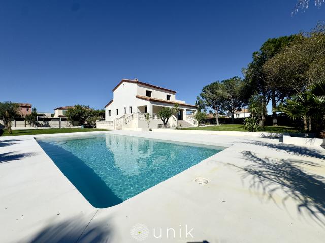 Maison 6 pièces 300 m²