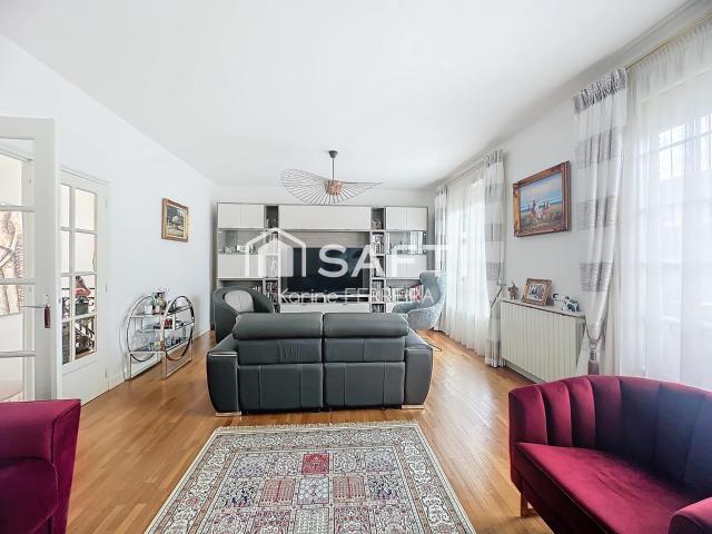 Maison 6 pièces 300 m²
