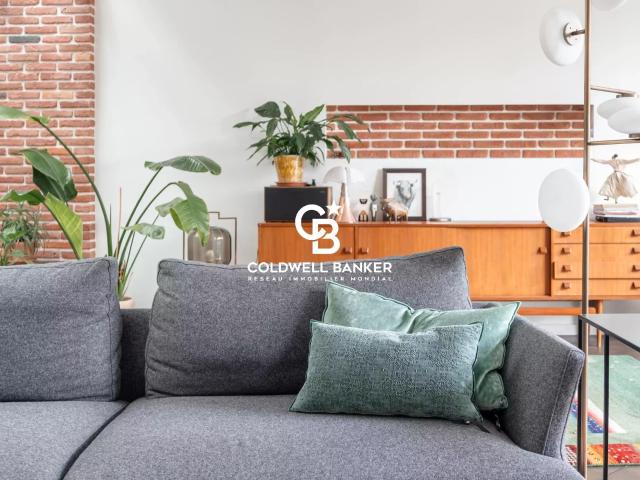 Maison 6 pièces 317 m²