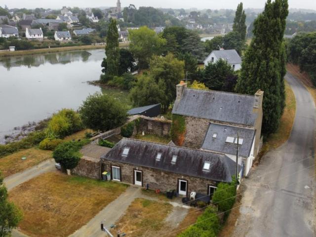 Maison 6 pièces 310 m²
